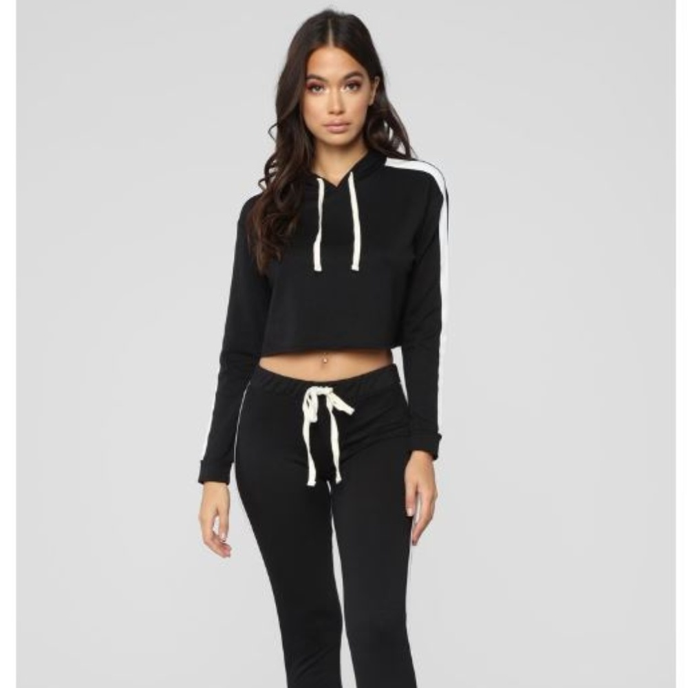 Black Lounge Set